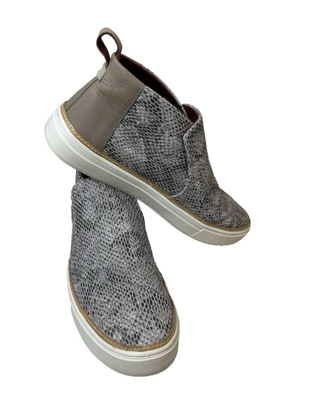 Toms Women’s Paxton Slip-on Sneakers Shoes Sz 8 Animal Snake Print Suede Flat